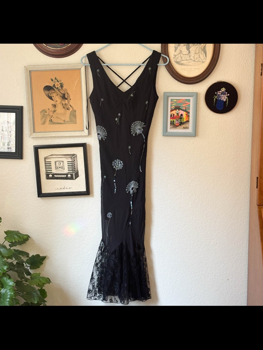 Sue Wong Black Embroidered Floral Lace-Hem Slip Dress vintage y2k